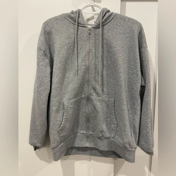 Basic grey zip up - Picture 1 of 3